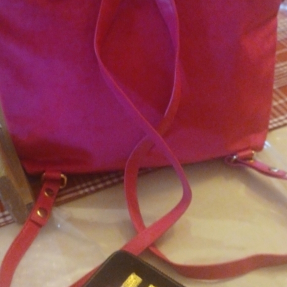 JUICY COUTURE Hot Pink Velvet 2-way Backpack Purse - Picture 2 of 6